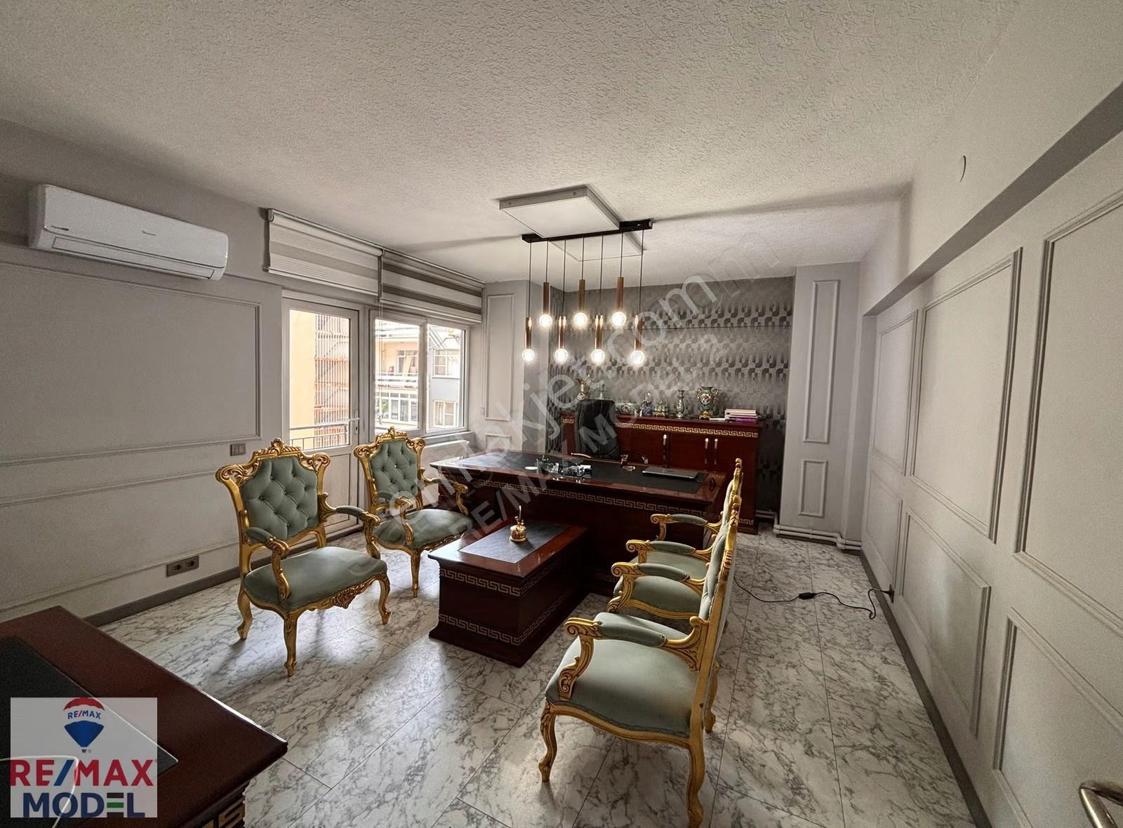 Remax Model Den Doktorlar Caddesinde Devren Kiralık Ofis - Görsel 9