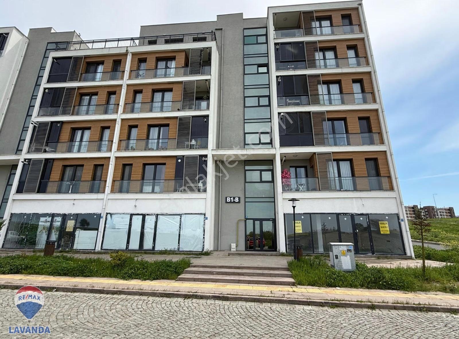 Remax Lavandadan Hürriyet Mahallesi Toki Acil Satılık 2+1 Daire