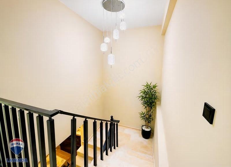 Remax Lavanda'dan Gümüş Vıllage; Havuz Cephe, Köşe 3+1 Villa - Görsel 33