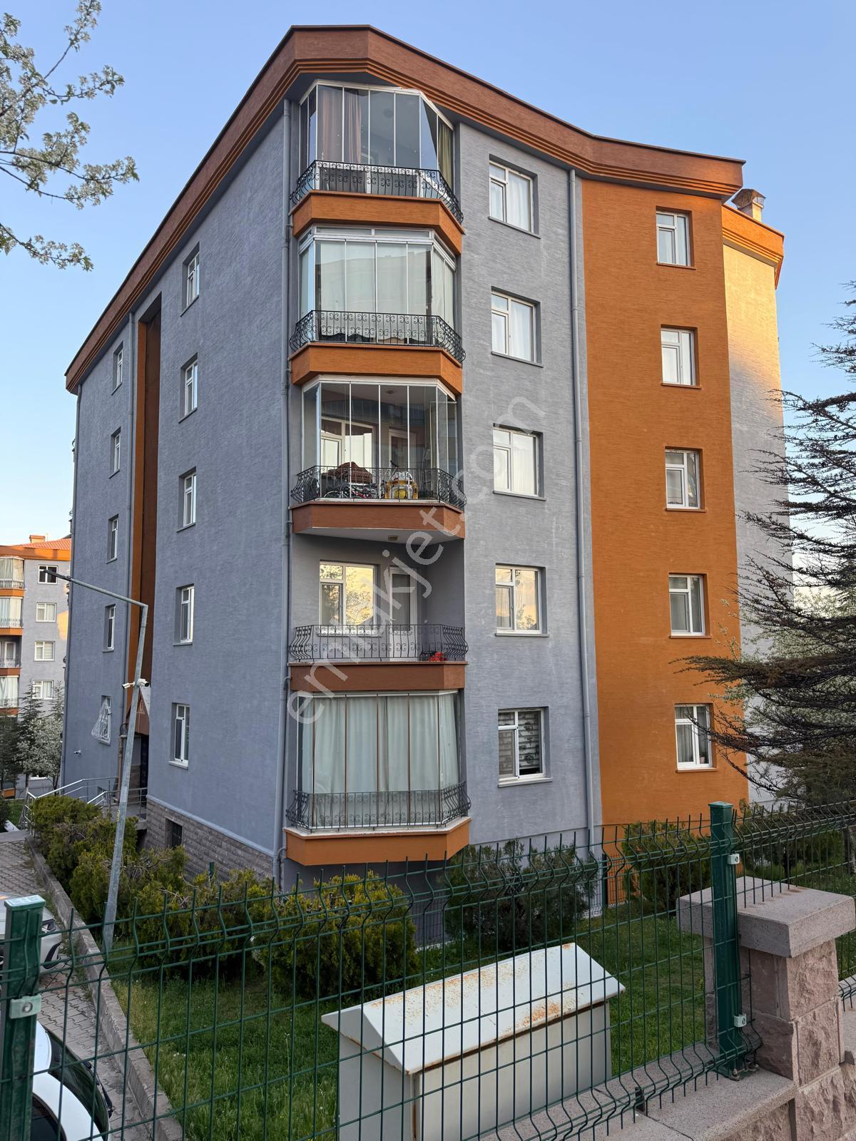 Büşranur Sitesinde Satılık 4+1 - Görsel 17