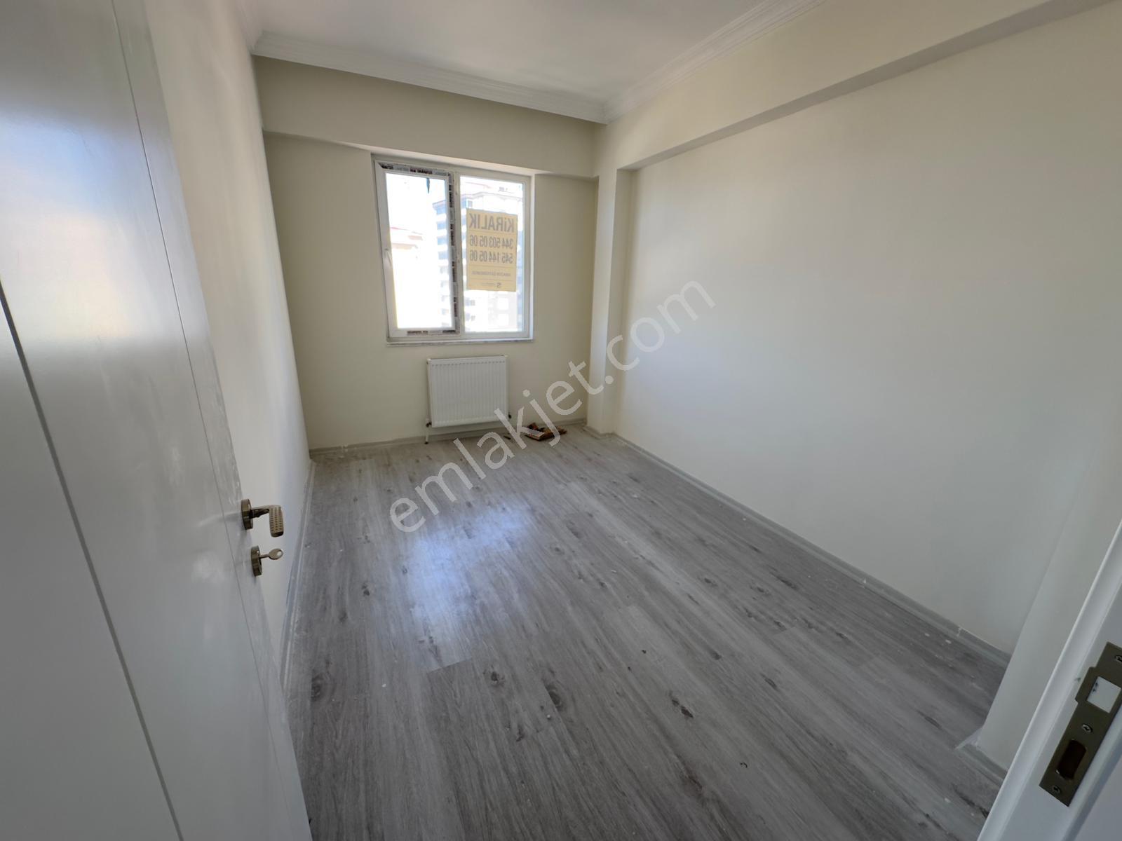 Amazon'dan Adliye Civarı Geniş, Ferah 5+1 Dubleks Kiralık Daire - Görsel 17
