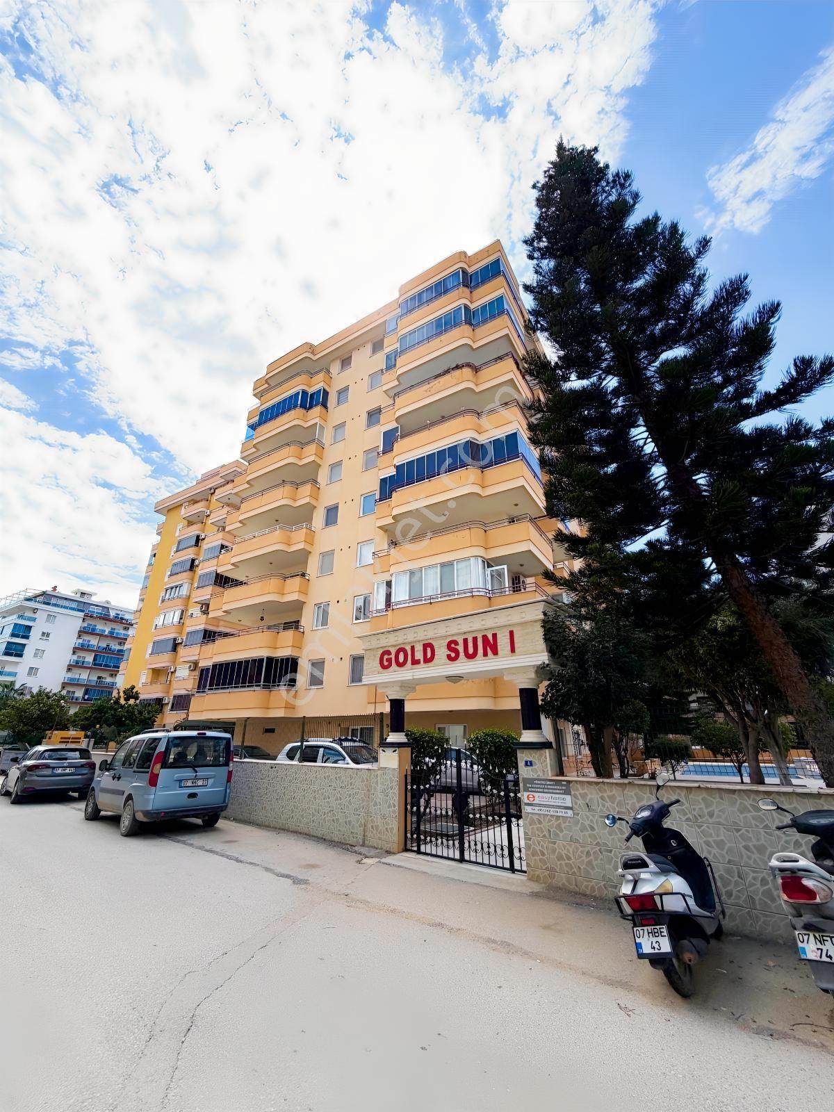 Mahmutlarda Sosyal Aktiviteli Sitede 2+1 Geniş Daire