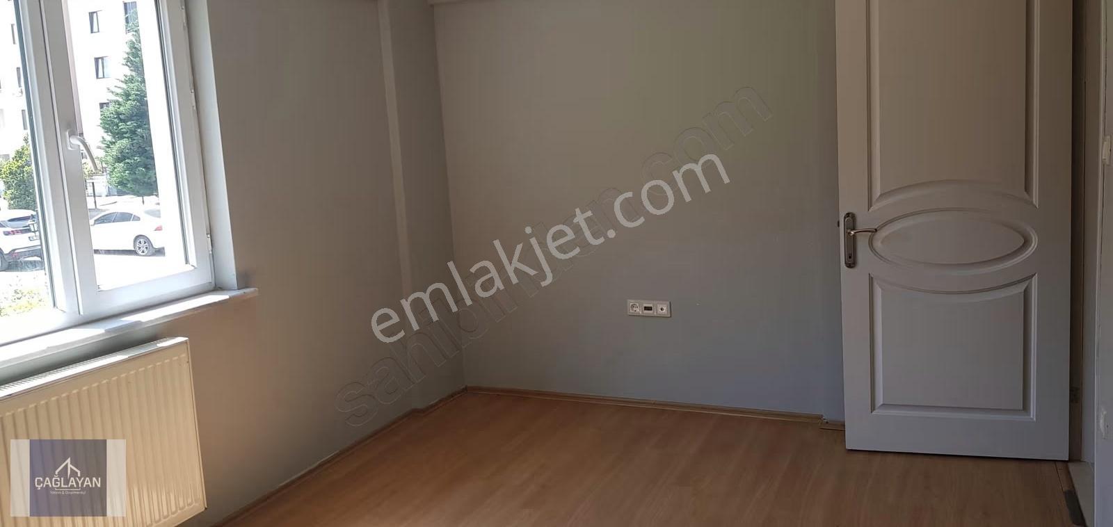 Demirci'de Merkezi Konumda Kiralık 3+1 Ferah Daire - Görsel 15