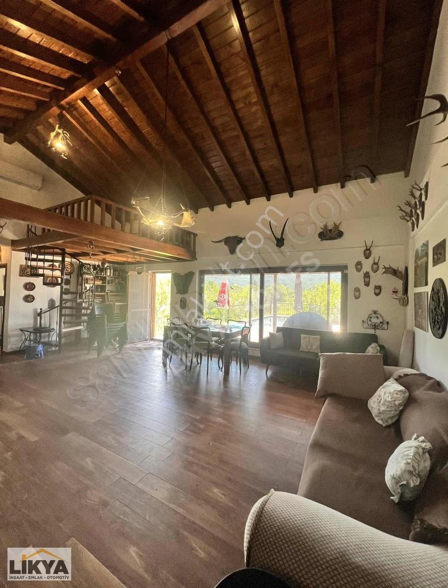 Üzümlü'de Doğayla İç İçe, Özel Havuzlu Villa Ve Tarla - Görsel 12