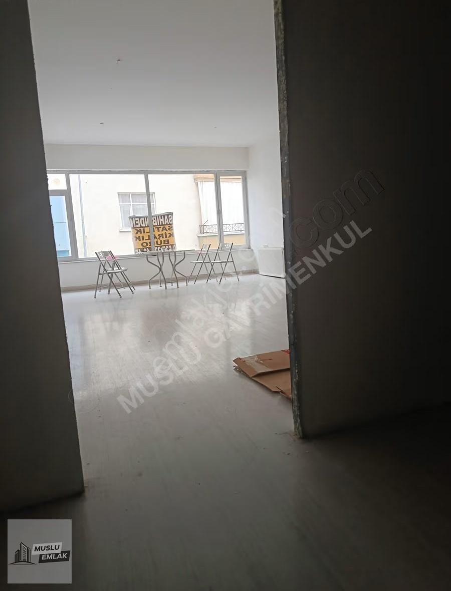 Çorum Merkezde Satılık Çift Tapulu, 110m² Ofis - Görsel 10