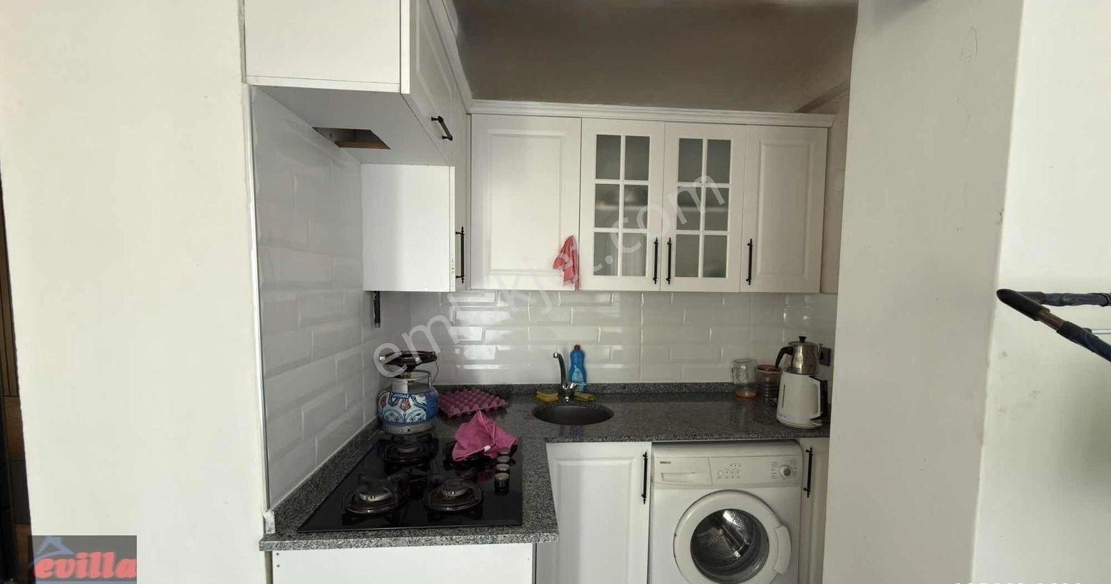 Körfezde Tramvaya Yakın 1+1 Eşyalı Kiracılı Satılık Daire - Görsel 2