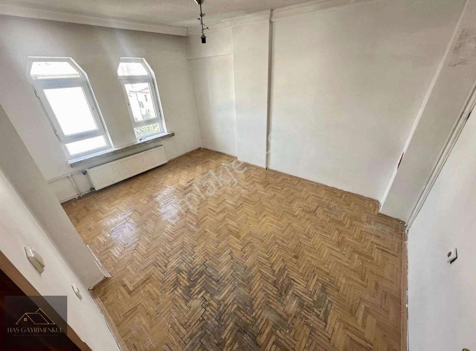 Has Gayrimenkul'den Hastane Bölgesinde 3+1 160m2 Dubleks - Görsel 11