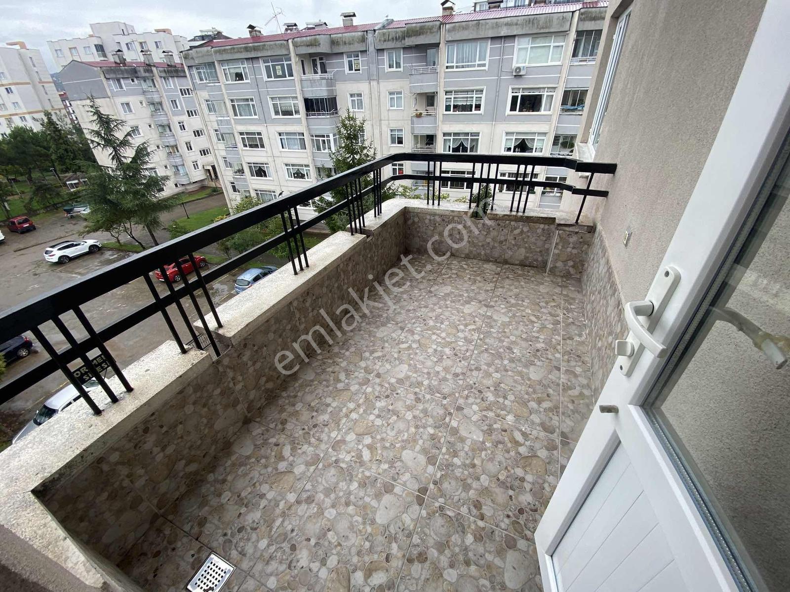 Durugöl'de Site İçinde 3+1 Balkonlu Ayrı Mutfaklı Kiralık Daire - Görsel 5