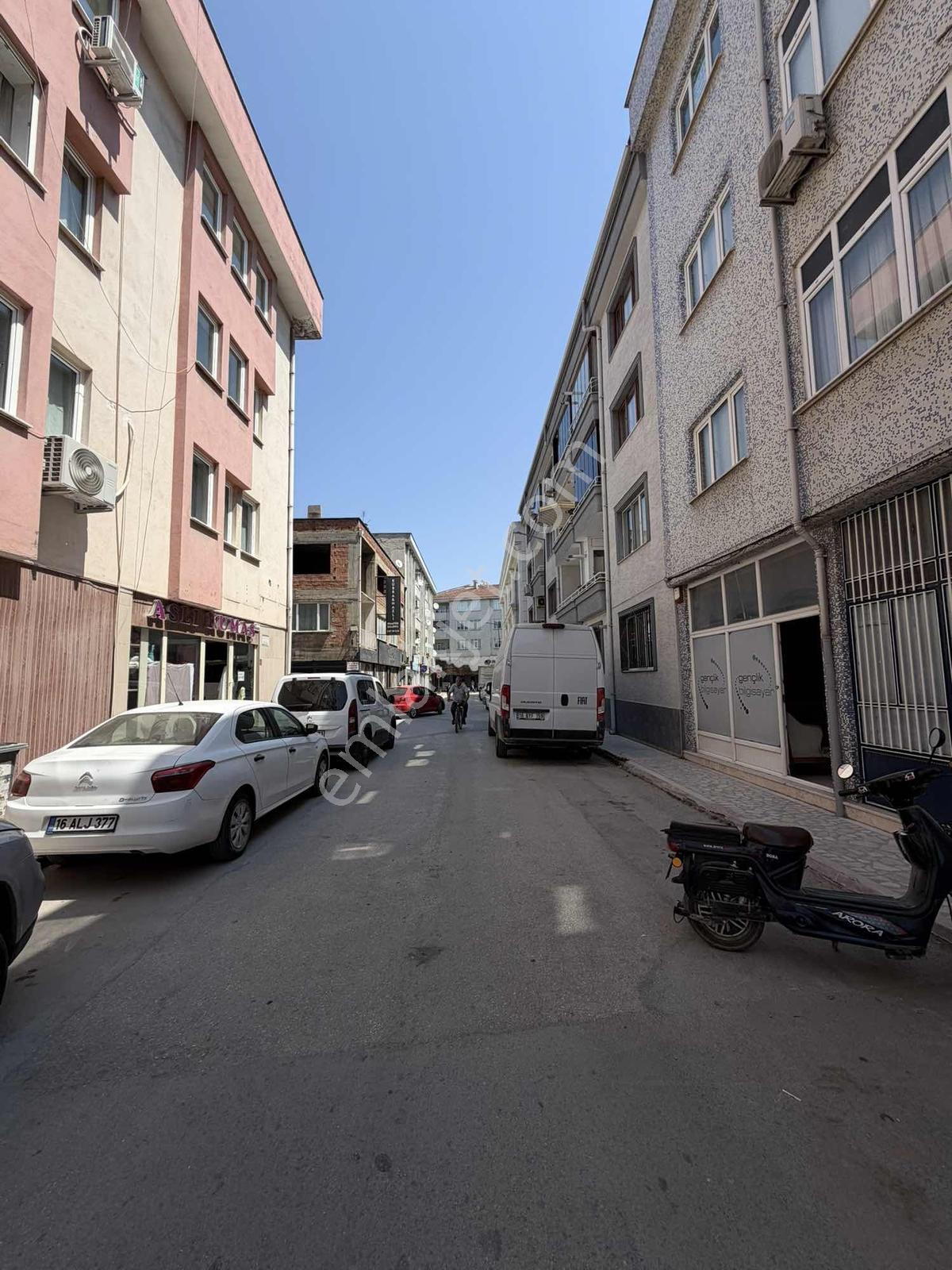 Ulucan'dan İnegöl Merkezde Kiralık 3+1 Daire - Görsel 4