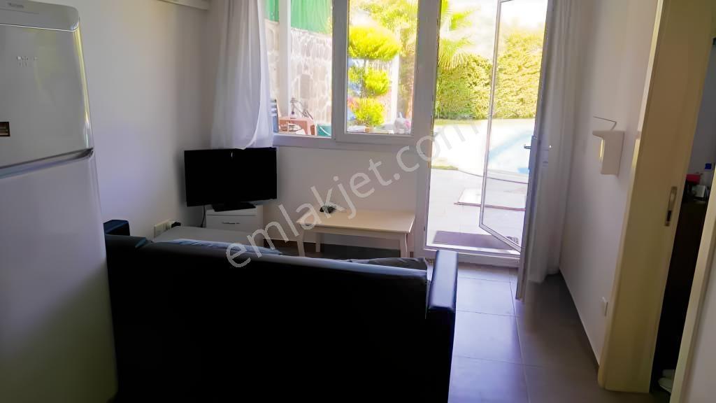Bodrum Gümüşlük Satılık Deniz Manzaralı Mustakil Havuzlu Villa. - Görsel 13