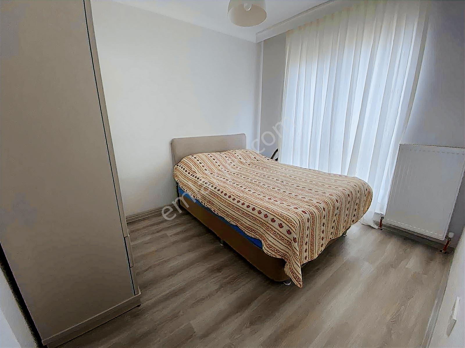 Alaçatı'dan/fiber Altyapılı/ara Kat/bulvar Ve Avm Yakını/eşyalı - Görsel 29