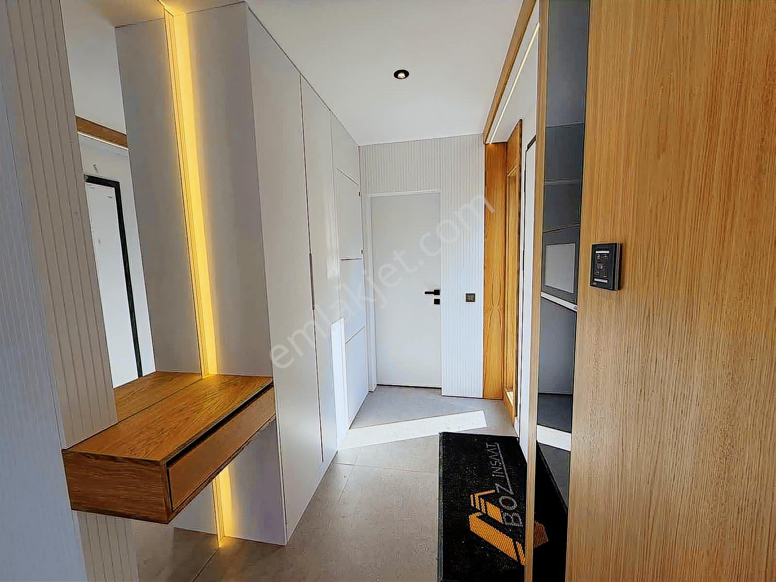 İzmir Urla Ted Koleji Yakını Sıfır Deniz Manzaralı Villa - Görsel 4