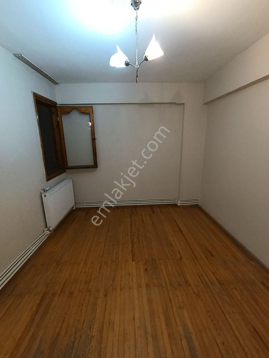 Efendi Mahallesinde 127 M² 3+1 Doğalgazlı Fırsat Daire - Görsel 4