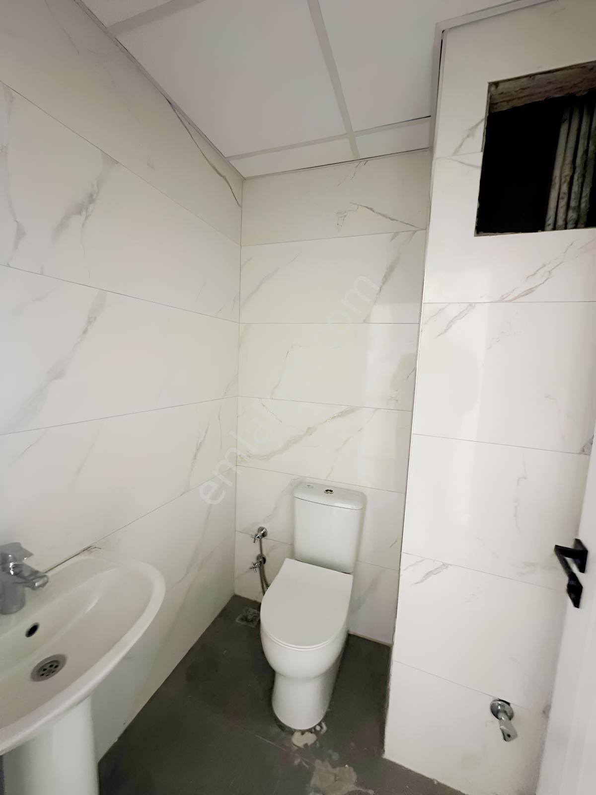 Ana Yol Üzeri İşlek Cadde'de Kiralık Sıfır Dükkan - Görsel 10