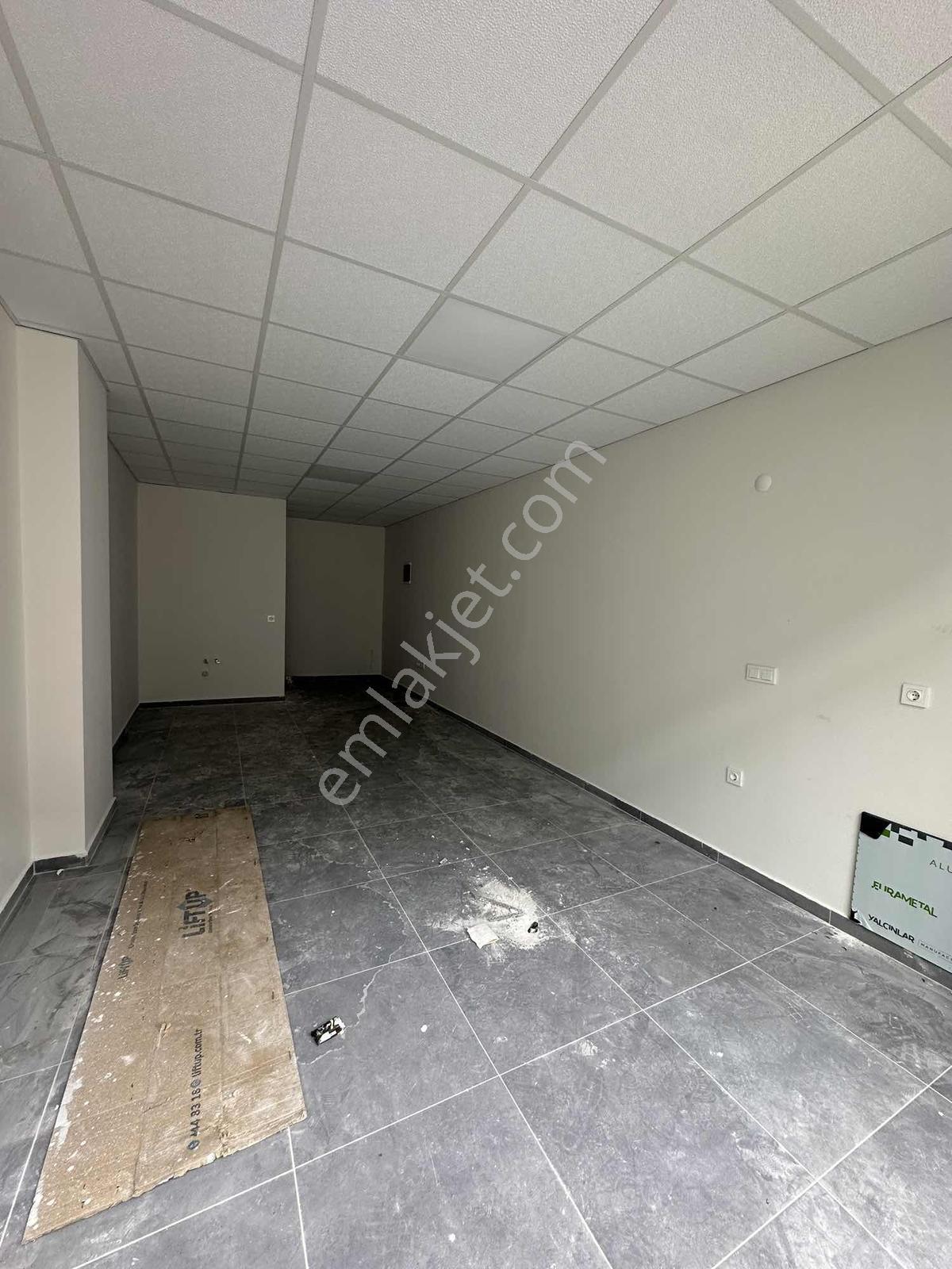 Ana Yol Üzeri İşlek Cadde'de Kiralık Sıfır Dükkan - Görsel 9