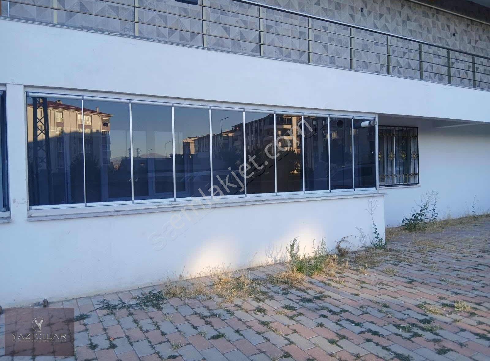Satılık Eşyalı 1+1 Daire Suşehri Hastane Bölgesi