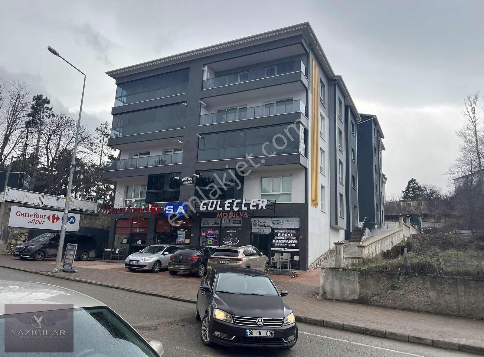 Merkezi Konum 2+1 Satılık Geniş Ve Ferah Daire