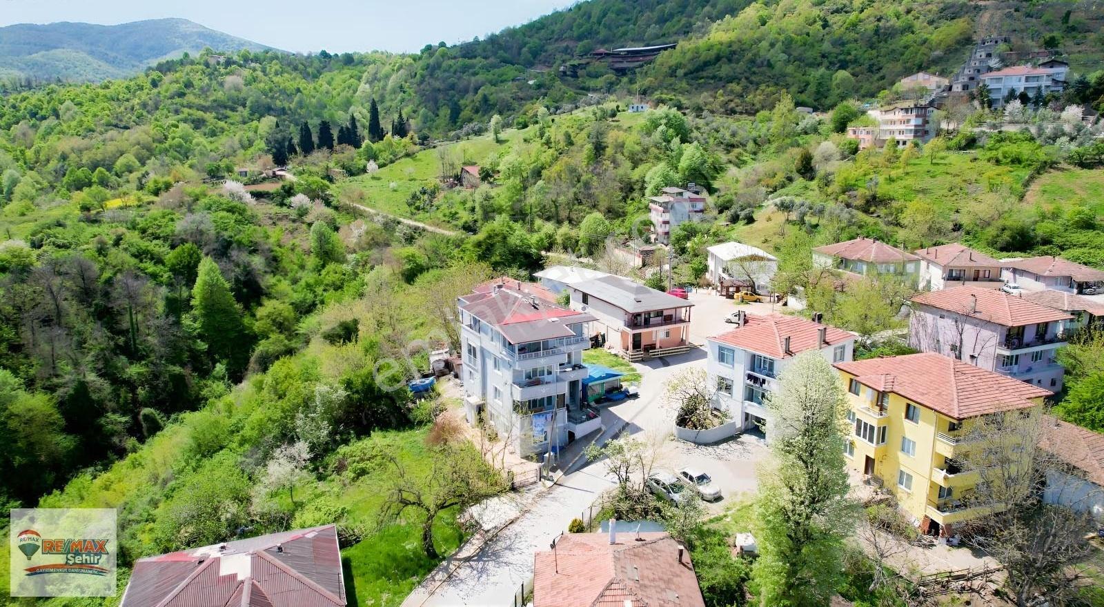 Üvezpınarda Panoramik Manzaralı, Kaplıca Suyuna Sahip Arsa - Görsel 10