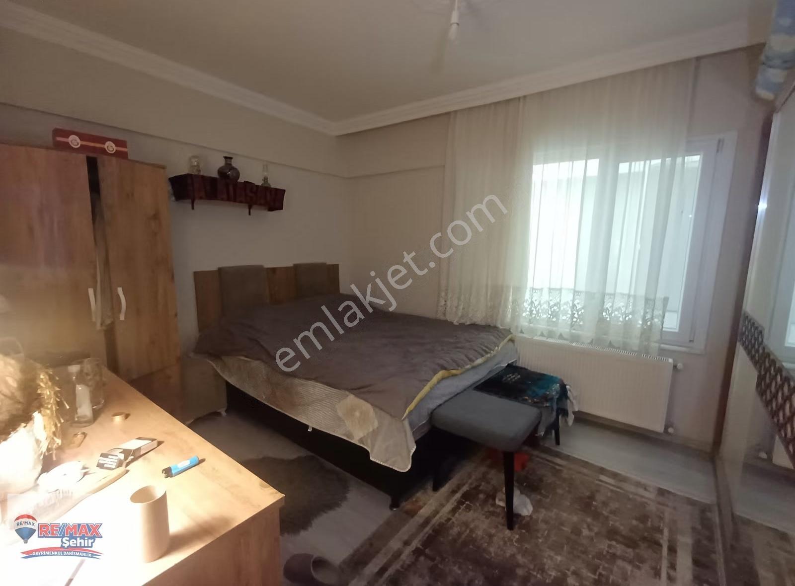 Yalova Merkezde Satılık Masrafsız, Batı Cephe, 100m² 2+1 Daire - Görsel 6