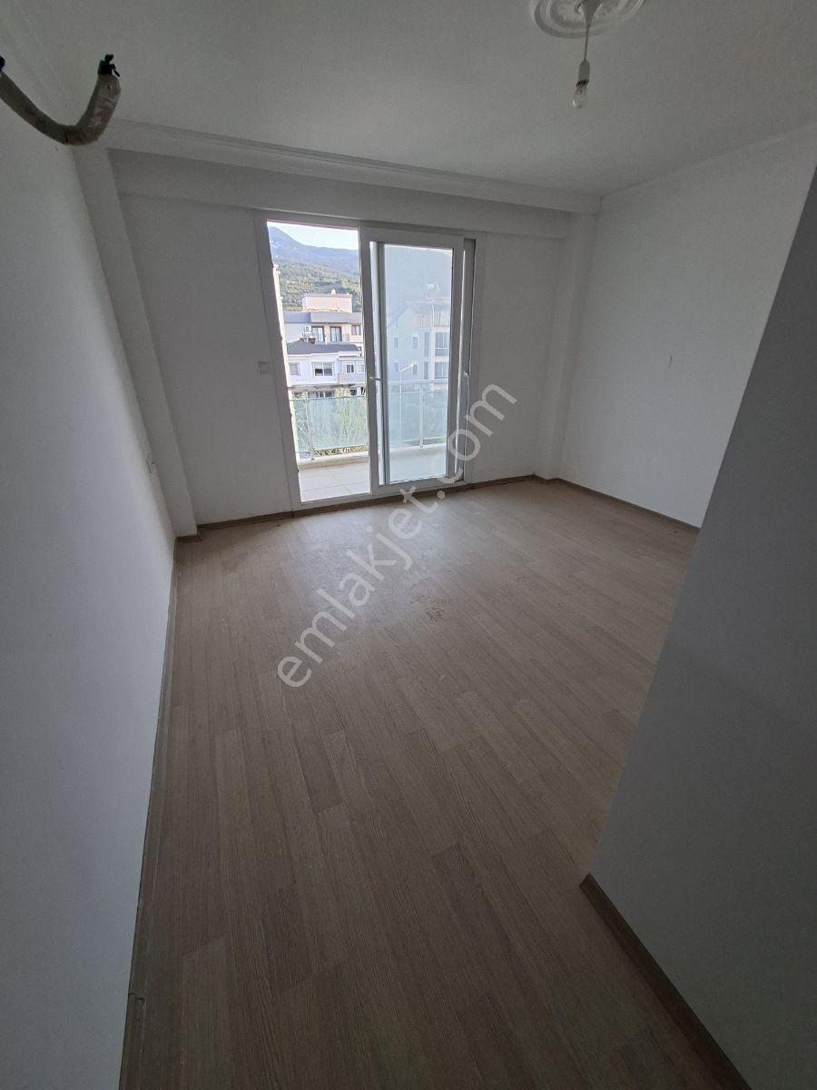Davutlar Merkezde Site İçerisinde Satılık Daire - Görsel 3