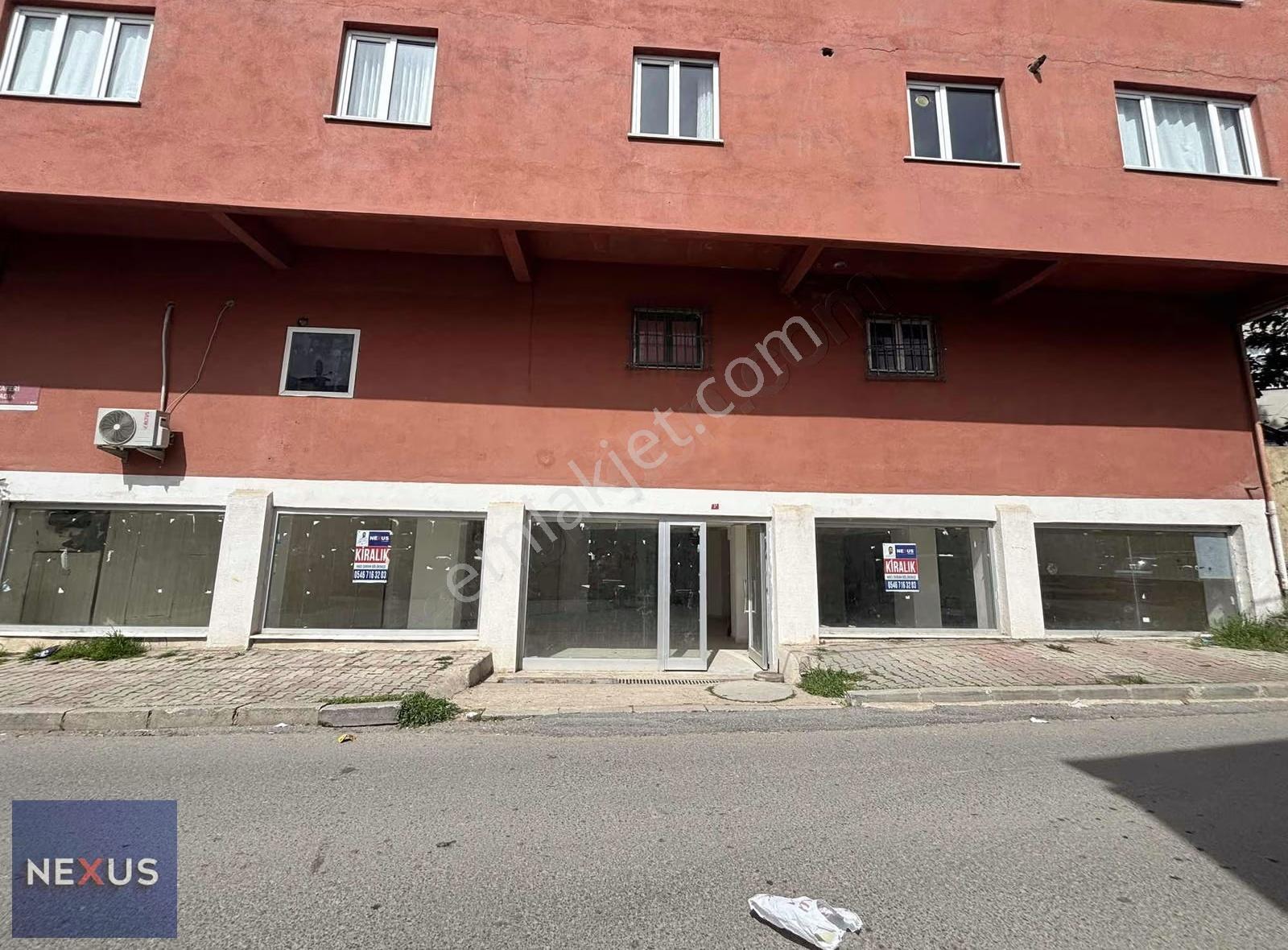 Sultanbeyli Ahmetyesevi Mahallesi Kirlık 110 M2 İşyeri