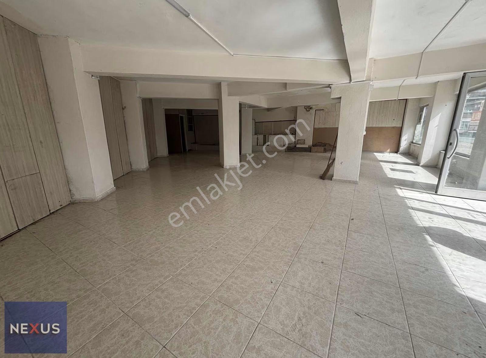 Sultanbeyli Ahmetyesevi Mahallesi Kirlık 110 M2 İşyeri - Görsel 2