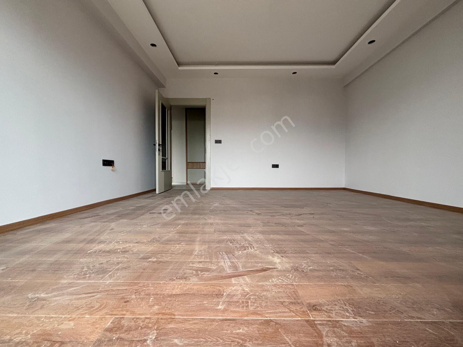 Mera Emlaktan Kadıköy Mh. Y. Isıtmalı 2+1 Ultralüx 120m2 Daire - Görsel 13
