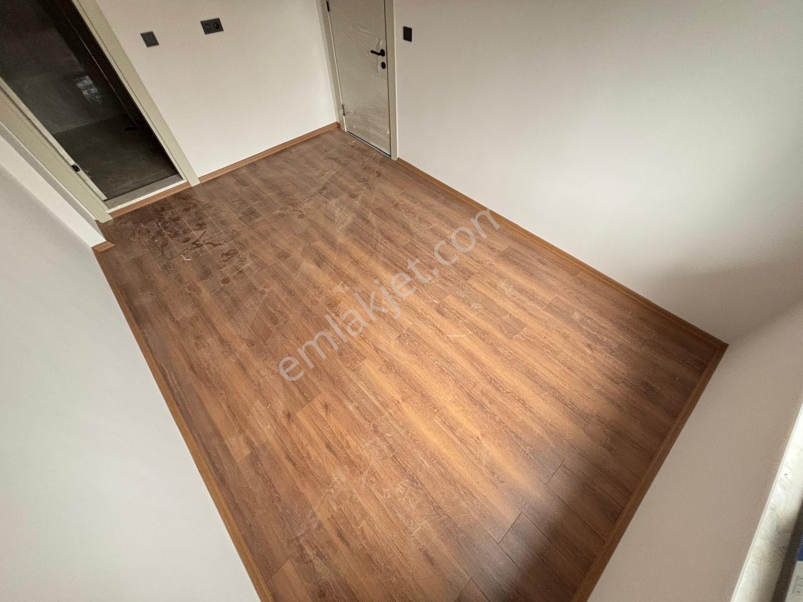 Mera Emlaktan Kadıköy Mh. Y. Isıtmalı 2+1 Ultralüx 120m2 Daire - Görsel 21