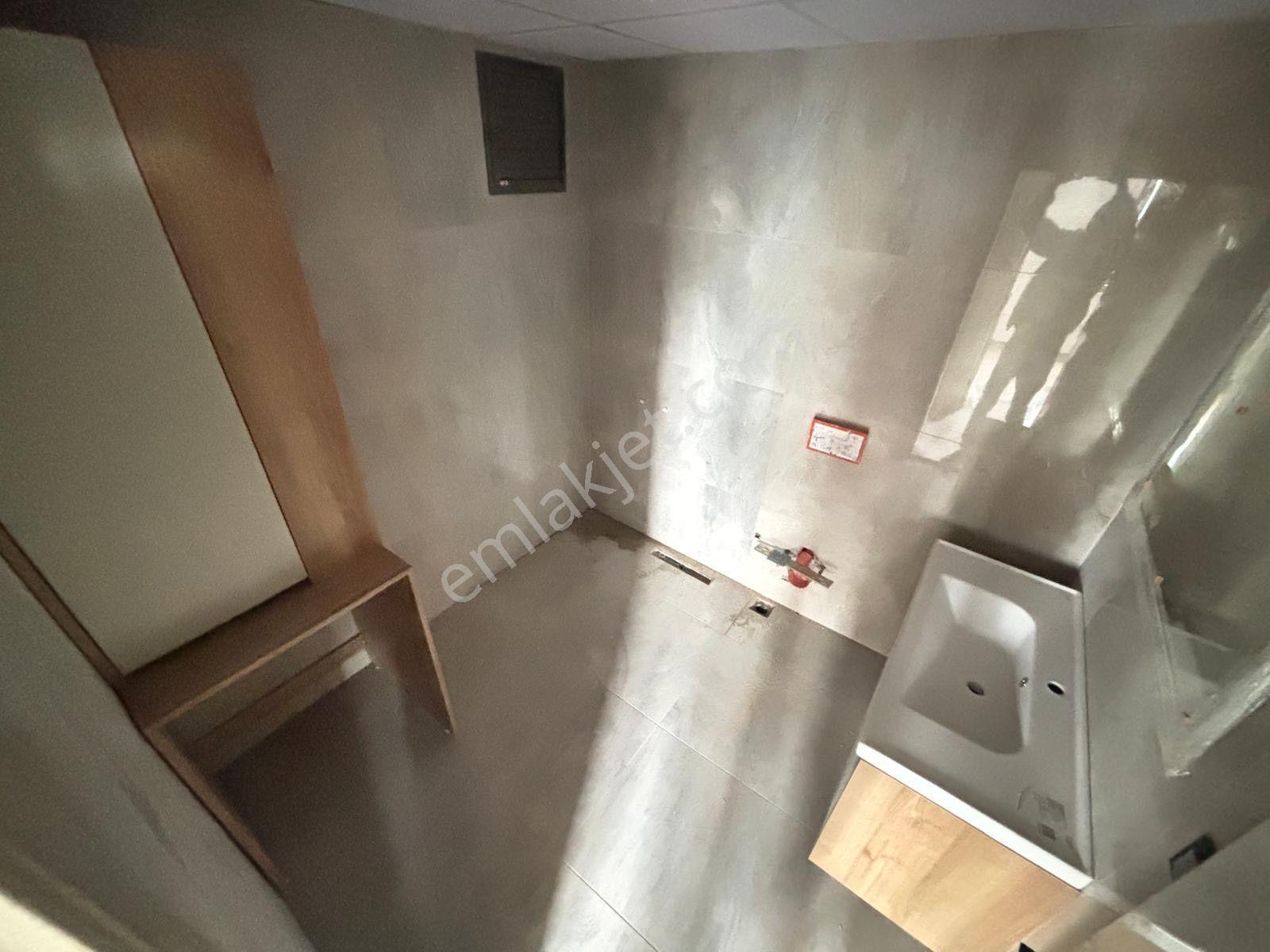 Mera Emlaktan Kadıköy Mh. Y. Isıtmalı 2+1 Ultralüx 120m2 Daire - Görsel 8