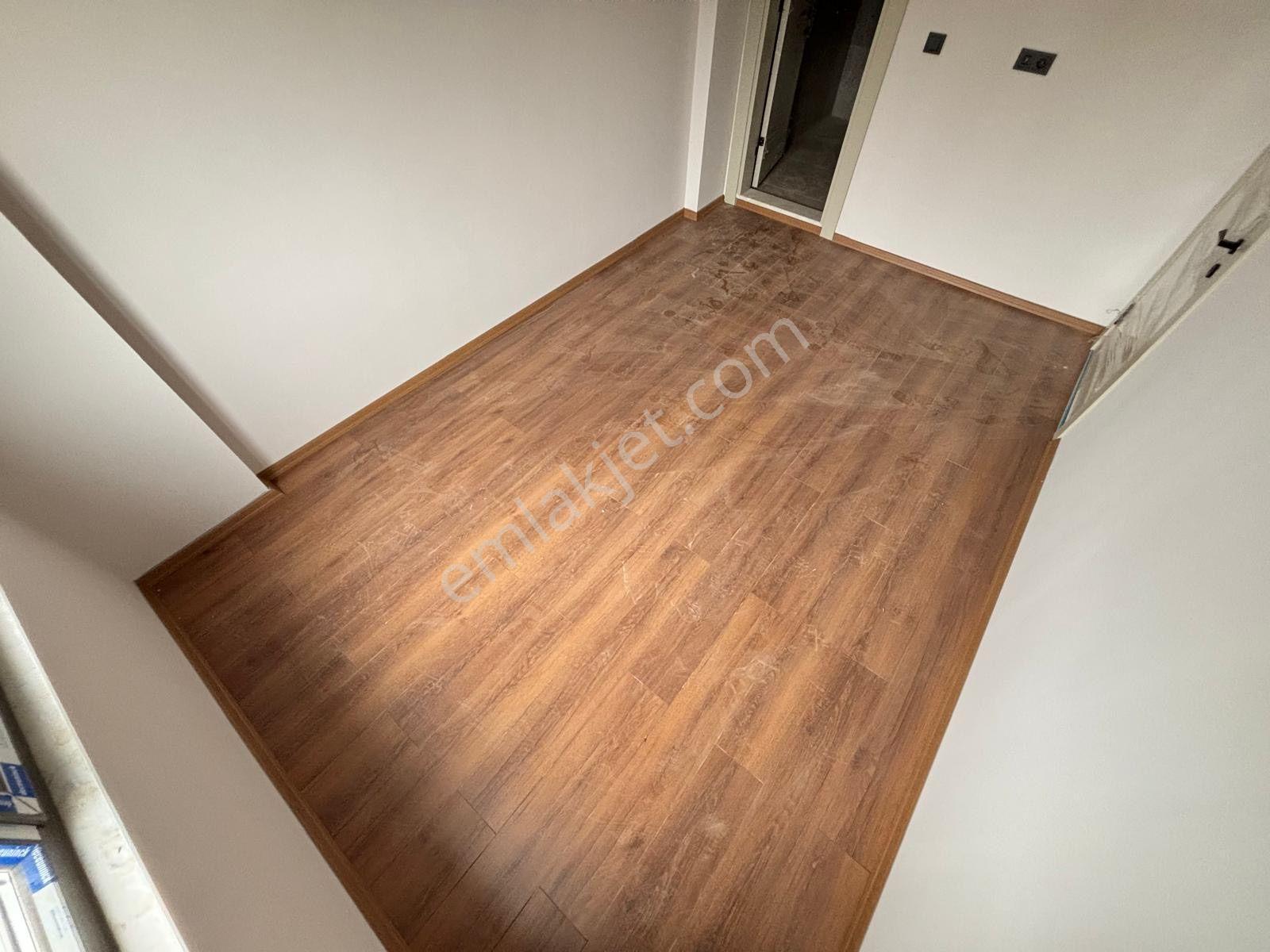 Mera Emlaktan Kadıköy Mh. Y. Isıtmalı 2+1 Ultralüx 120m2 Daire - Görsel 6