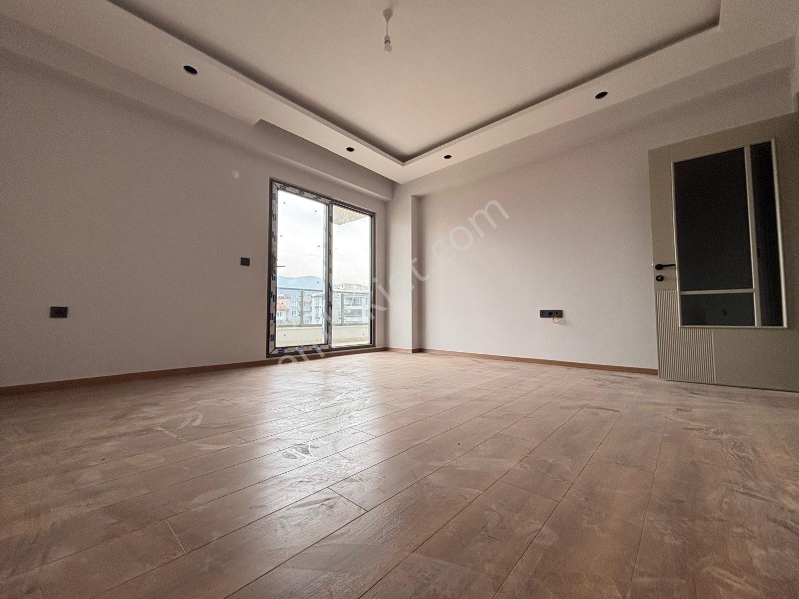 Mera Emlaktan Kadıköy Mh. Y. Isıtmalı 2+1 Ultralüx 120m2 Daire - Görsel 16