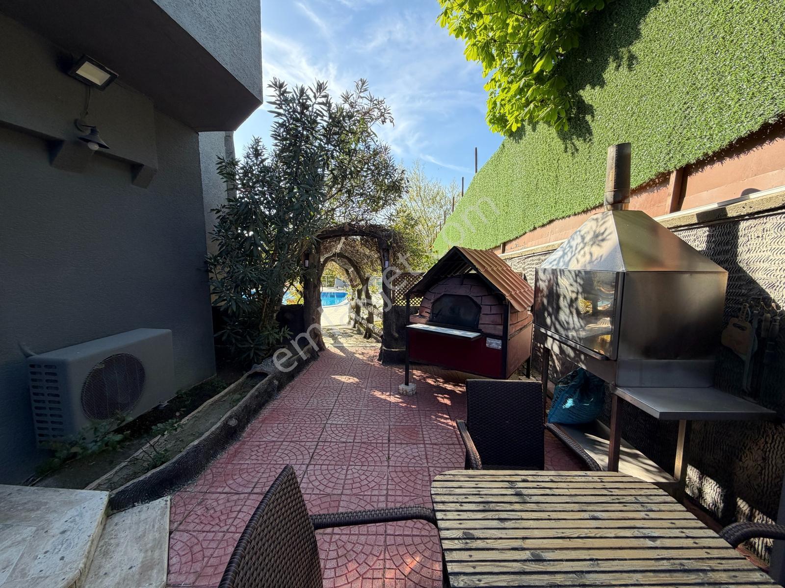 Varlı Kent'ten 1290 M2 Arsa İçerisinde Deniz Manzaralı Villa - Görsel 35