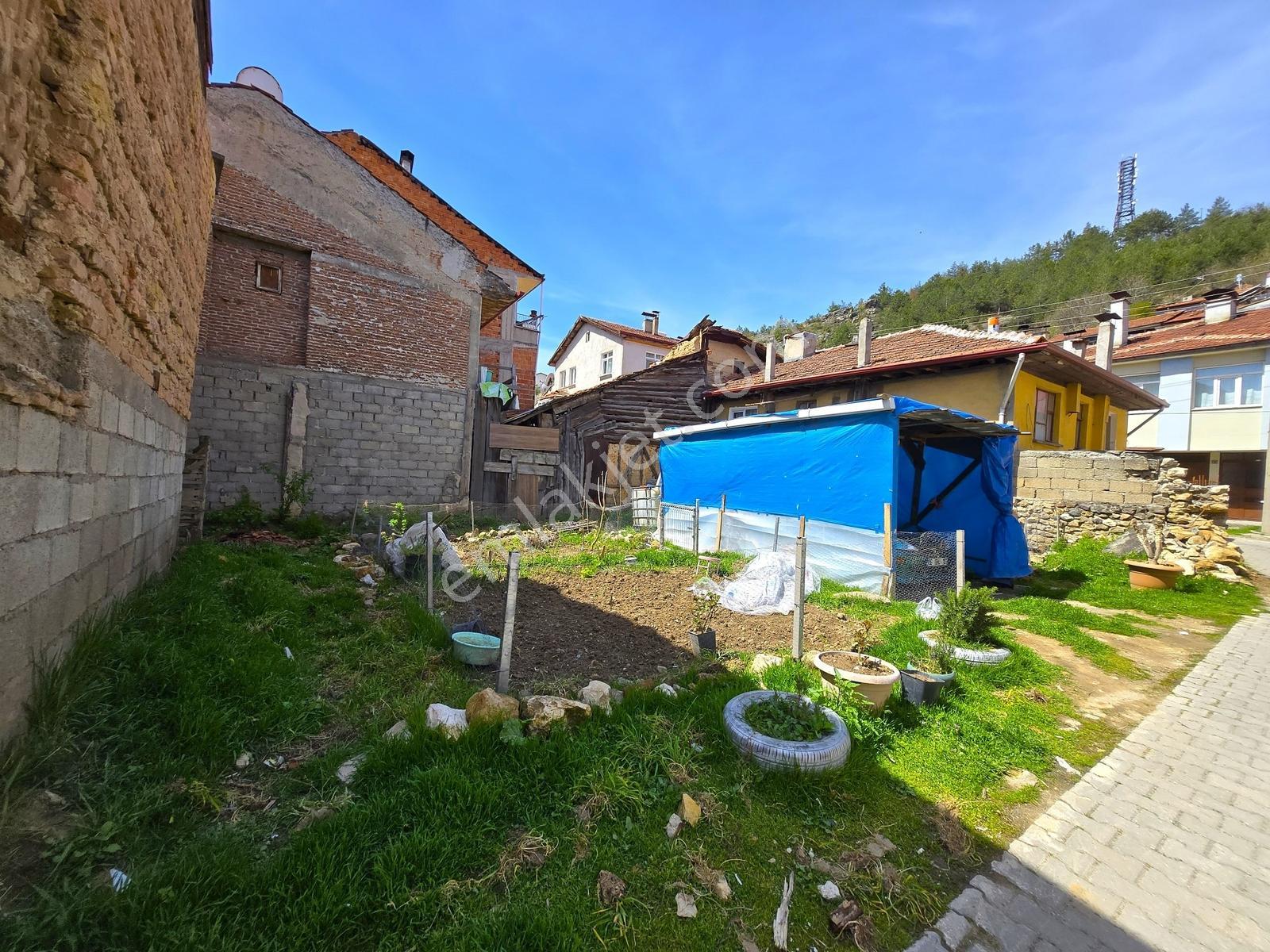 Garanti Emlak'tan, Sanat Okulu Caddesinde, 5 Daireli İmarlı Arsa - Görsel 35