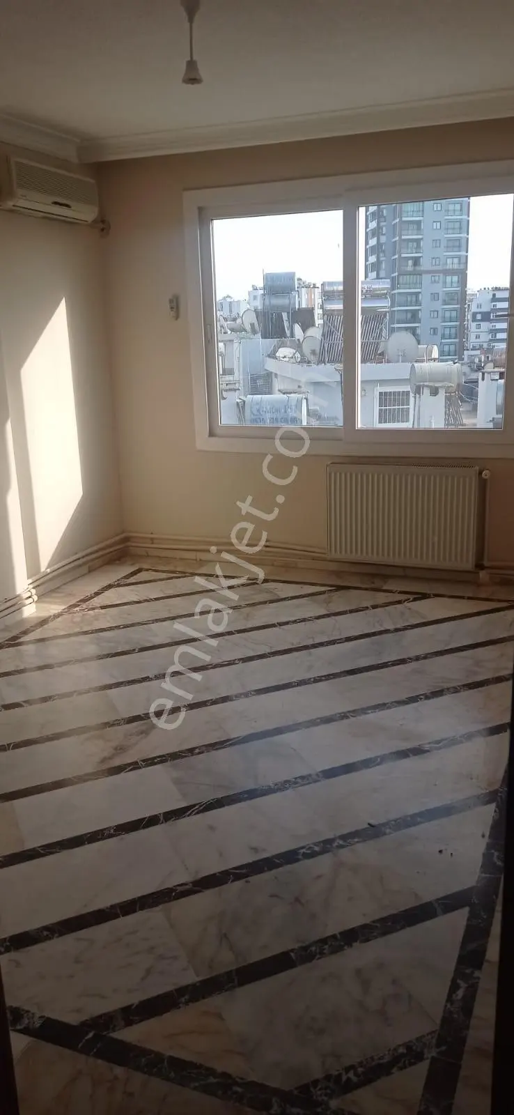 Özala 2. Parsel Dede Kebap Arkası 4+1 Kapalı Mutfak