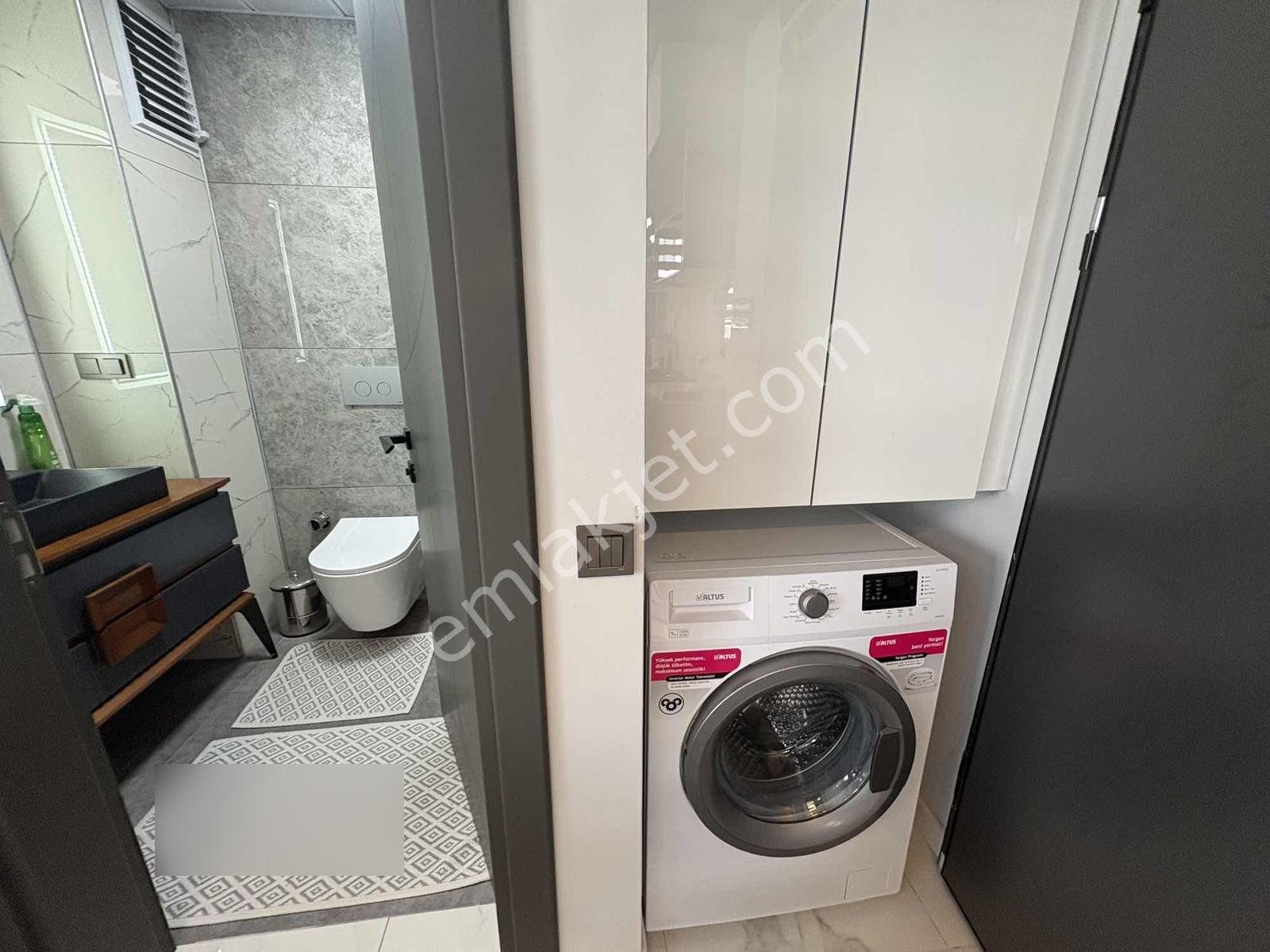Alaçatı'dan İncek'te Bulvara 50 Metre Ara Kat Eşyalı 1+1 Kiralık - Görsel 17