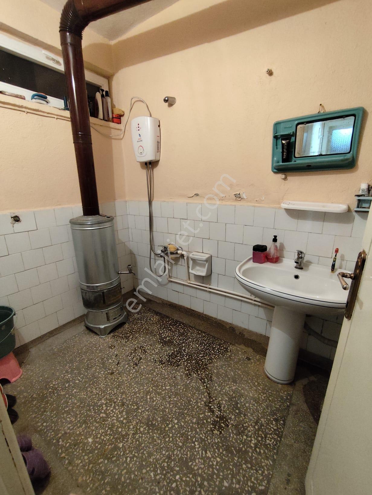 Akçay Emlak'tan Akşehir Gazi Mahallesinde Bahçelievler Ortaokulu Civarı Satılık 2+1 Daire - Görsel 23
