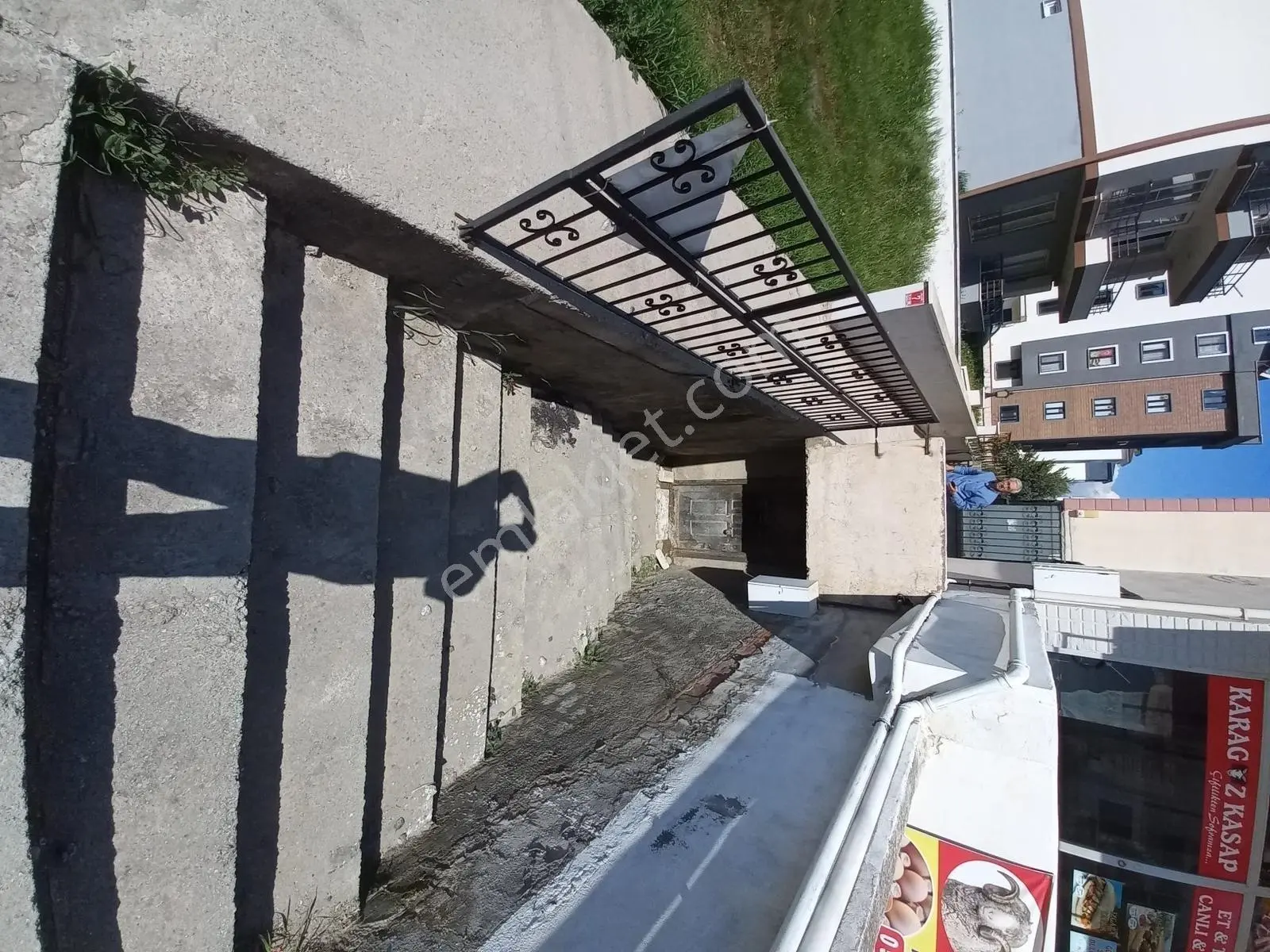Onmax Cumhuriyet Mahallesi'nde Satılık 160 M2 Kullanışlı Depo - Görsel 4