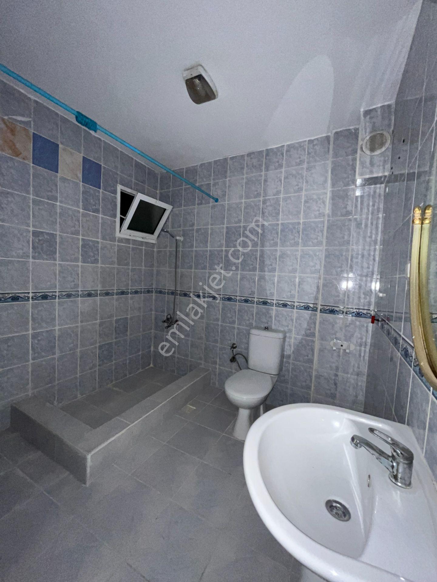 Gümüşpala'da Pazar Yeri Yakını Doğalgazlı 3+1 Kiralık Daire - Görsel 12