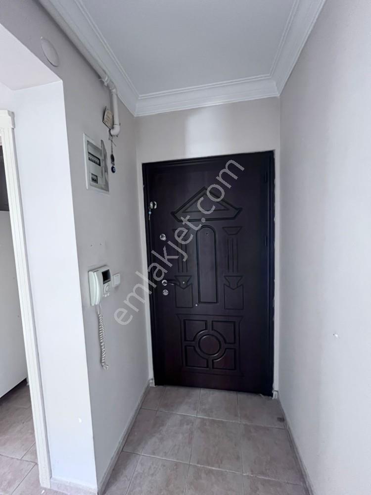 Yiğitler Mahallesinde 125 M2 Kapalı Mutfak 3+1 Kiralık Daire - Görsel 12