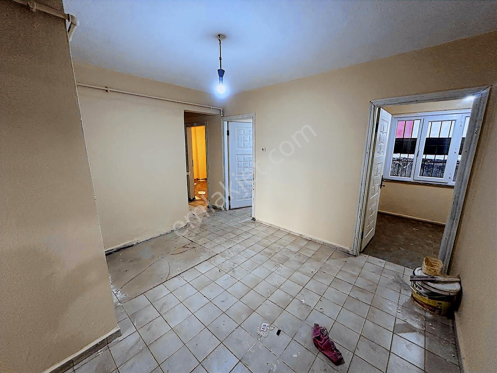 Esenler Üçyüzlü Meydanında Satılık 3+1 142 M2 Daire - Görsel 16