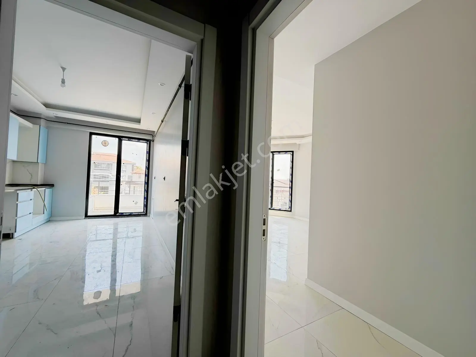 Ayşe Emlak'tan 2+1 Sıfır Kiralık Daire Aynı Kat Daha Geniş Daire - Görsel 2