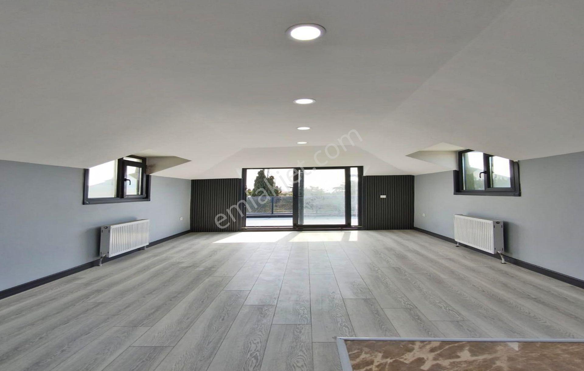 Güzelce'de Müstakil Bahçeli Havuzlu Deniz Manzaralı 6+2 Villa !! - Görsel 4
