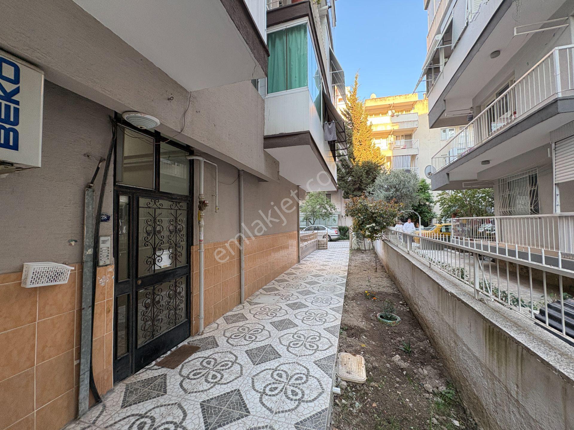 Karşıyaka, Bahçelievler Mahallesi, Karşıyaka Lisesi Yakını Satılık Daire - Görsel 22