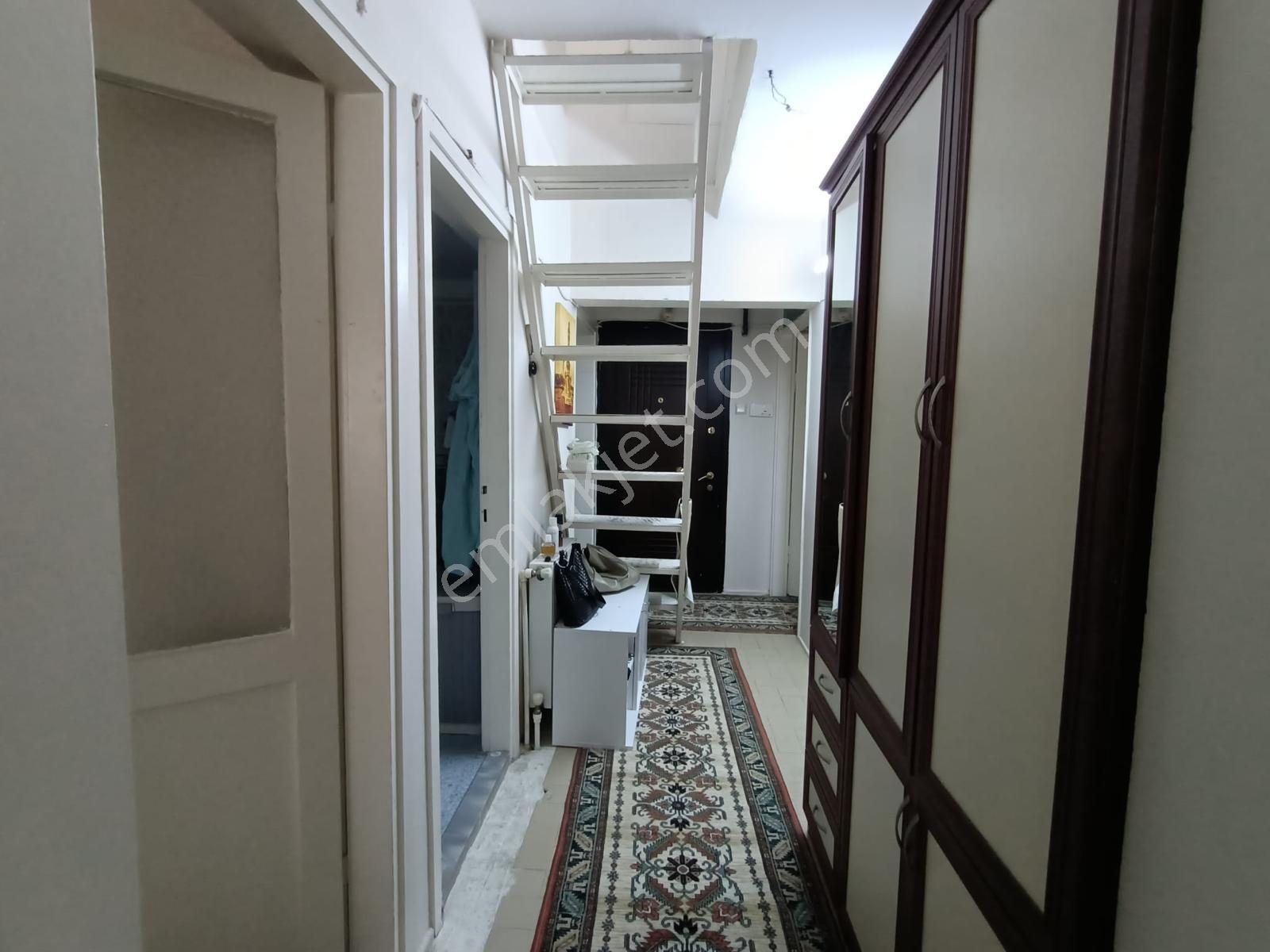 Karşıyaka, Bahçelievler Mahallesi, Karşıyaka Lisesi Yakını Satılık Daire - Görsel 15