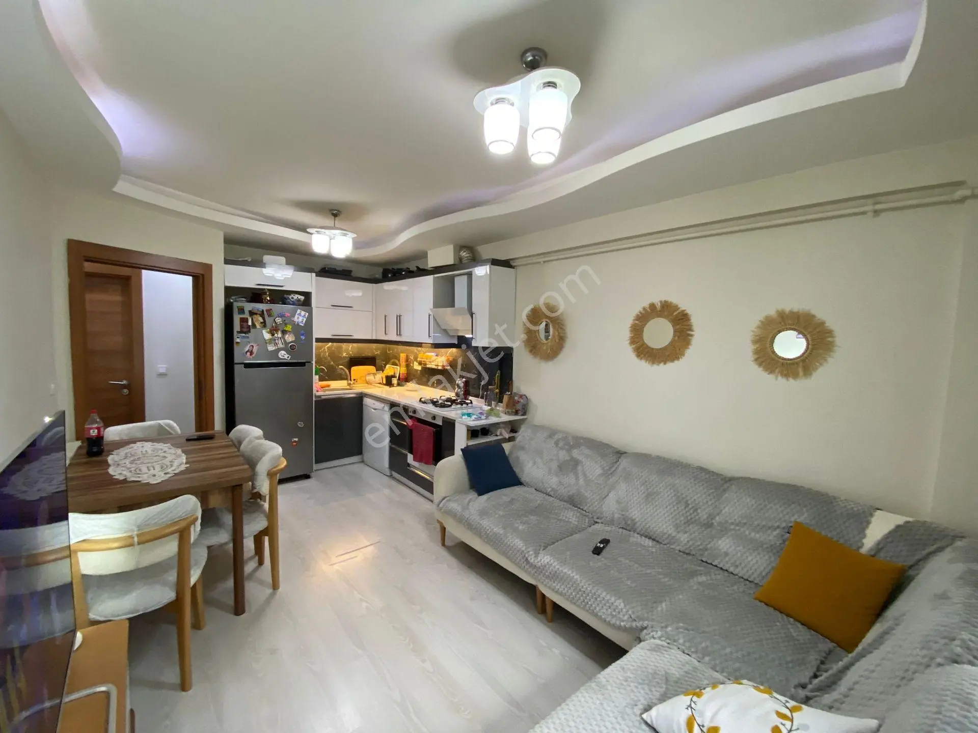Acill Buca Y.kemer Meydan Yakını Dicle Mah.de 2+1 70m2 A.mutfak D.gazlı Satılık Daire - Görsel 5