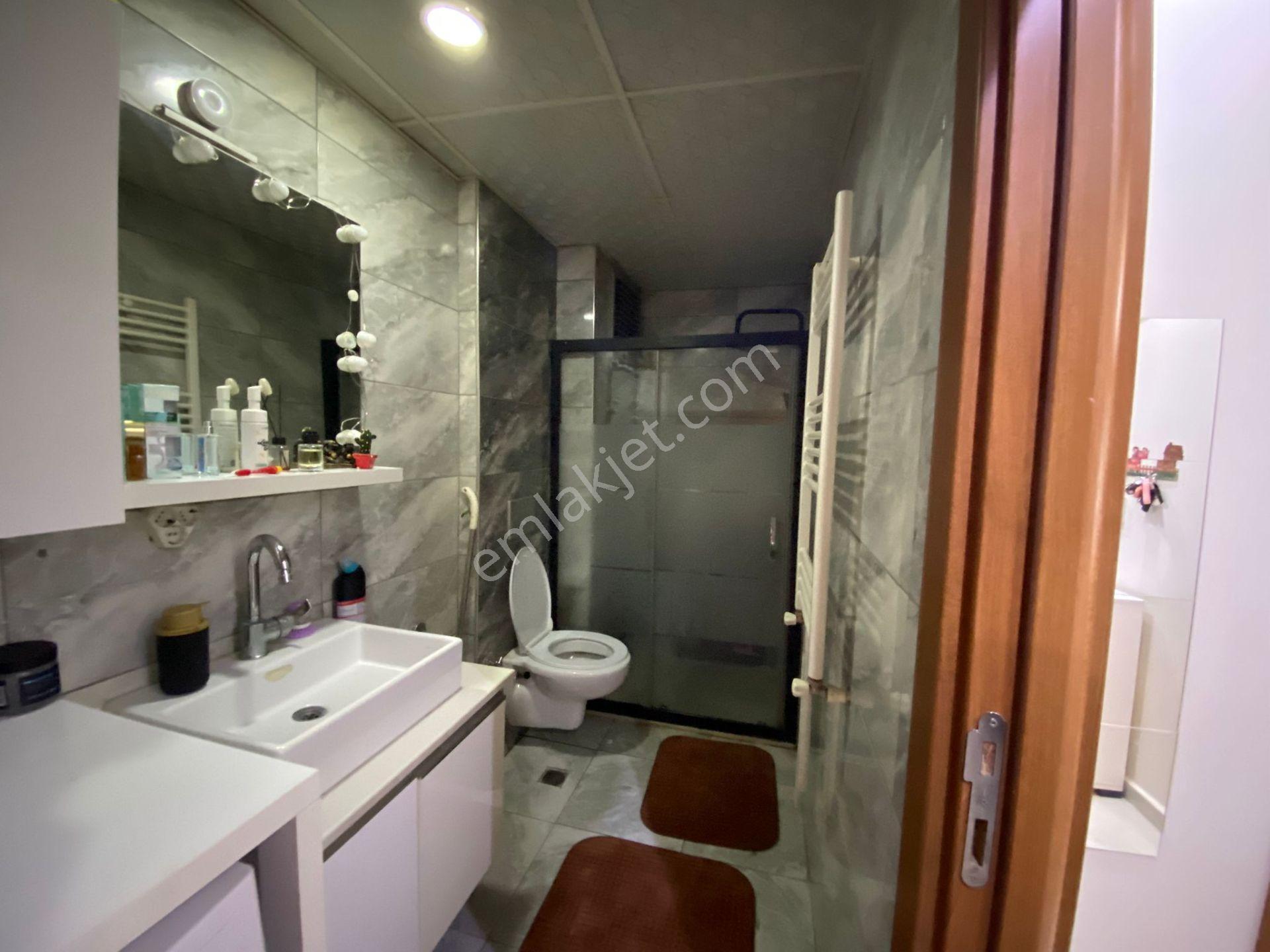 Acill Buca Y.kemer Meydan Yakını Dicle Mah.de 2+1 70m2 A.mutfak D.gazlı Satılık Daire - Görsel 17