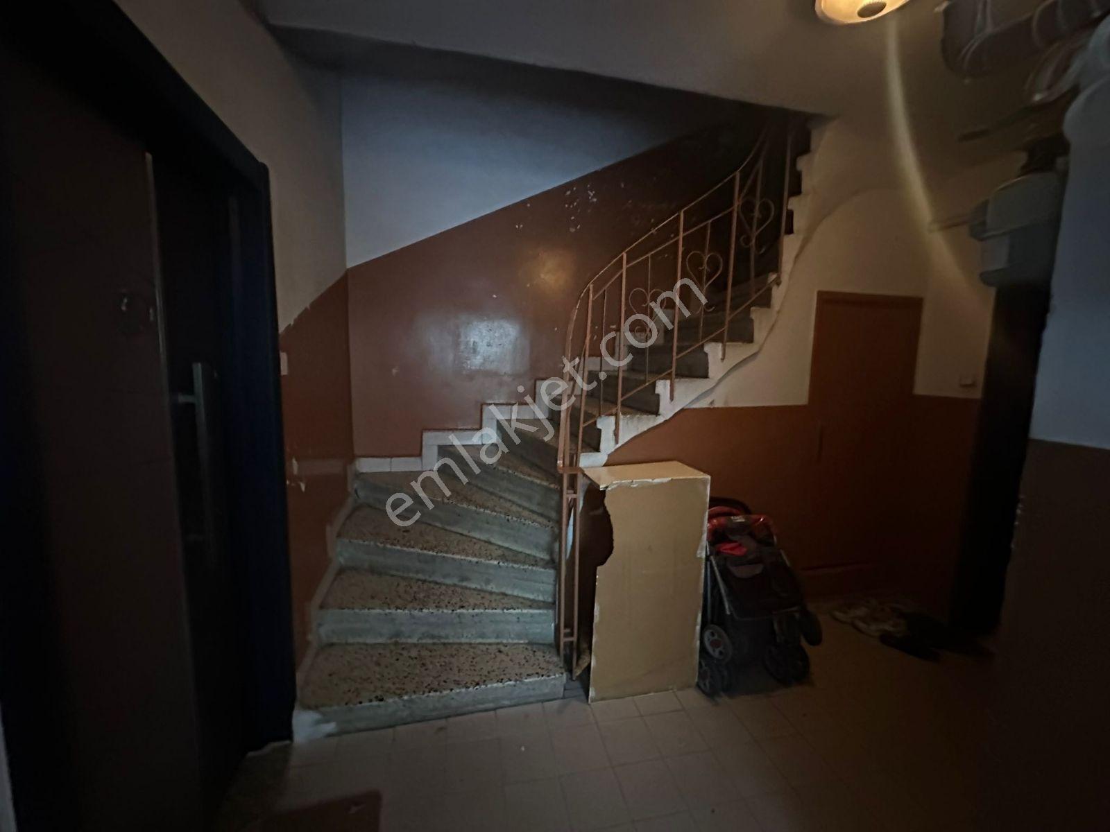 İstanbul Güngören De Satılık 3+1 Daire - Görsel 16