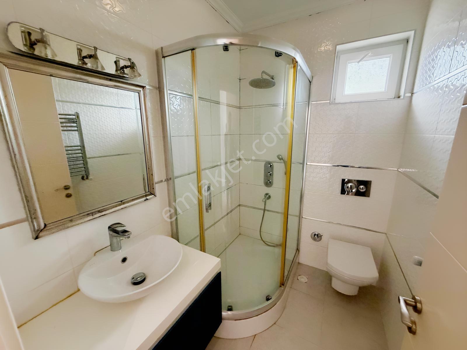 Çağlayan Elegance Sitesinde Deniz Manzaralı 4+1 Tripleks Villa - Görsel 25