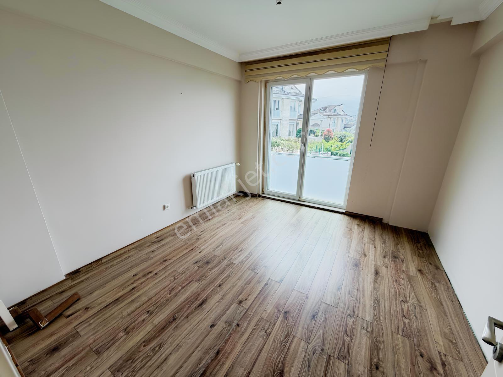 Çağlayan Elegance Sitesinde Deniz Manzaralı 4+1 Tripleks Villa - Görsel 26