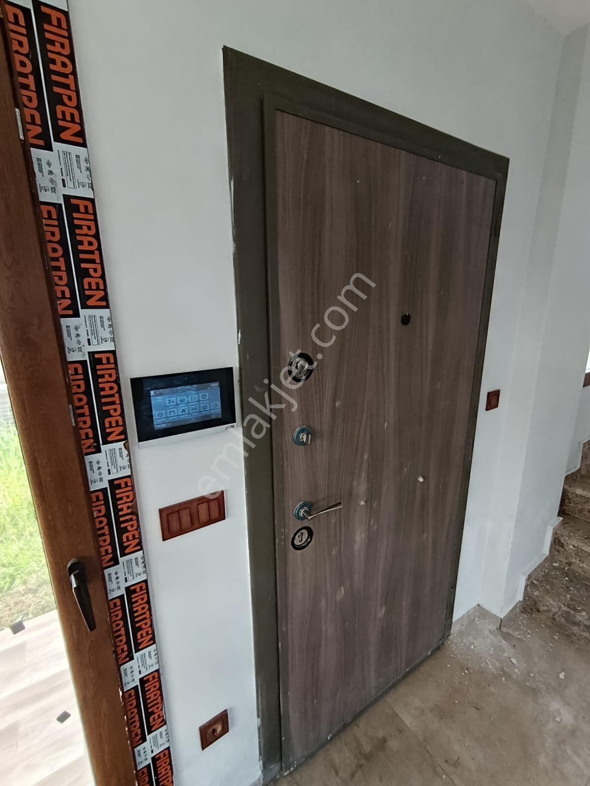 Havuzlu Sitede Sıfır Müstakil Villa, Sahile 1 Km Mesafede - Görsel 16